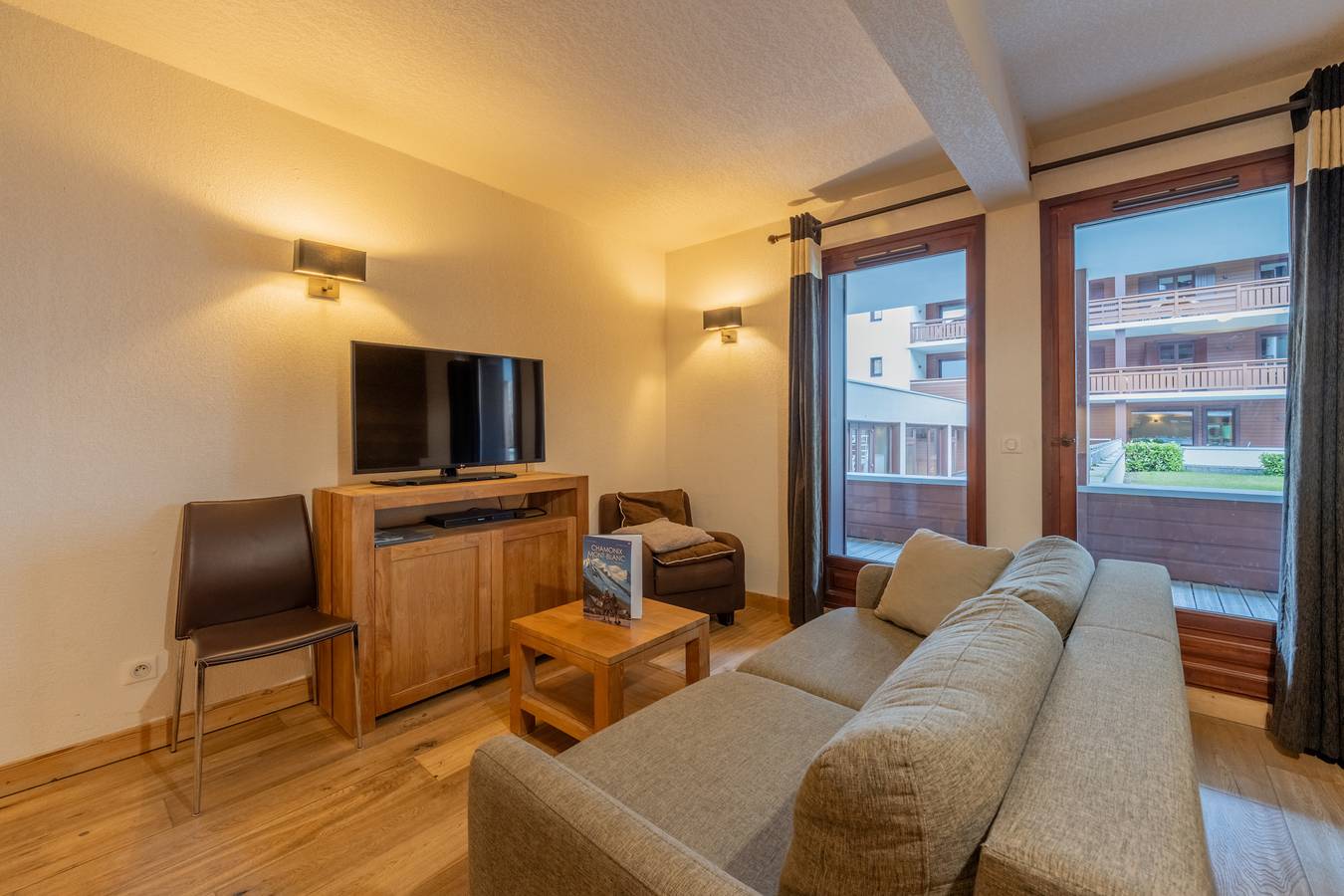 Ganze Wohnung, L'Ours Bleu B01 - Ski in Ski out in Vallorcine, Mont-Blanc-Massiv