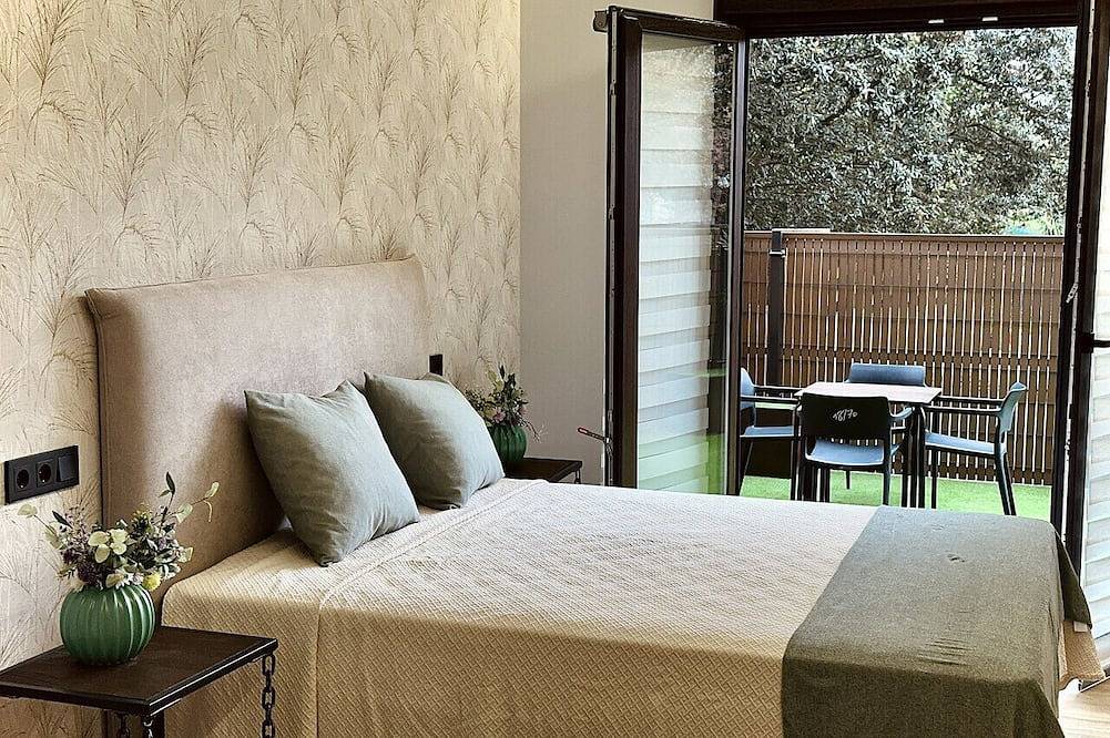 Entire apartment, Flower Deluxe - Garden Bass - 6084 in Noja, Cantabrian Coast