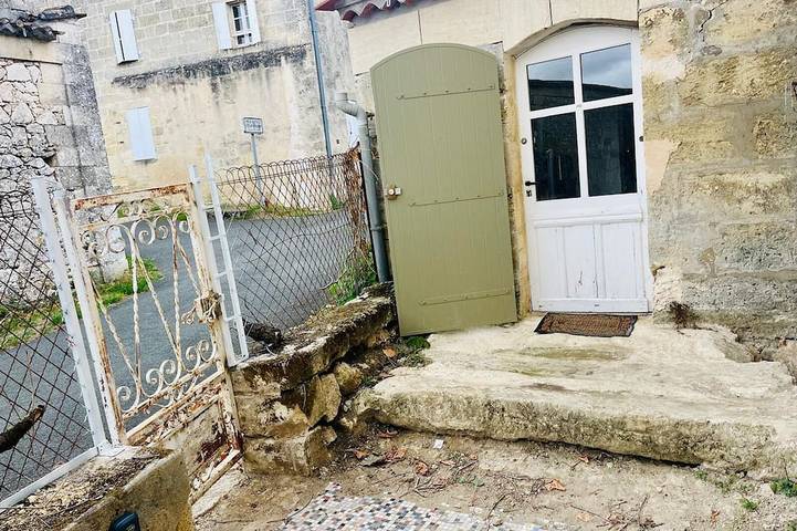 Location de vacances pour 4 personnes à Saint-Christophe-des-Bardes - 2