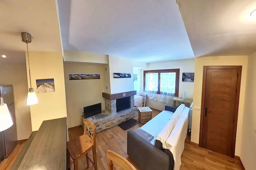 Appartement entier, Mimosa Ii - tucasaenlospirineos in Escarrilla, Sallent de Gállego