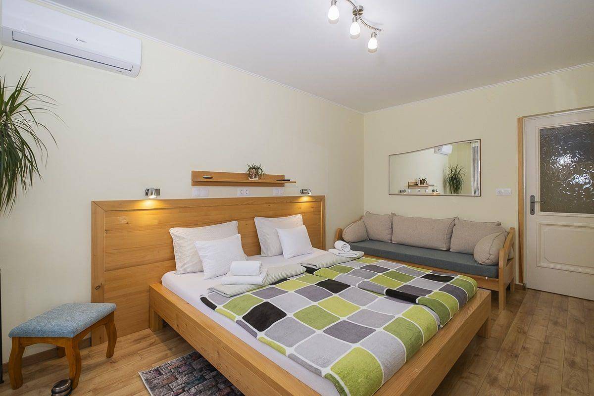 Ganze Ferienwohnung, Apartement mit Balkon Nr.5 Ács Apartman Hévíz in Heviz, Keszthely und Umgebung