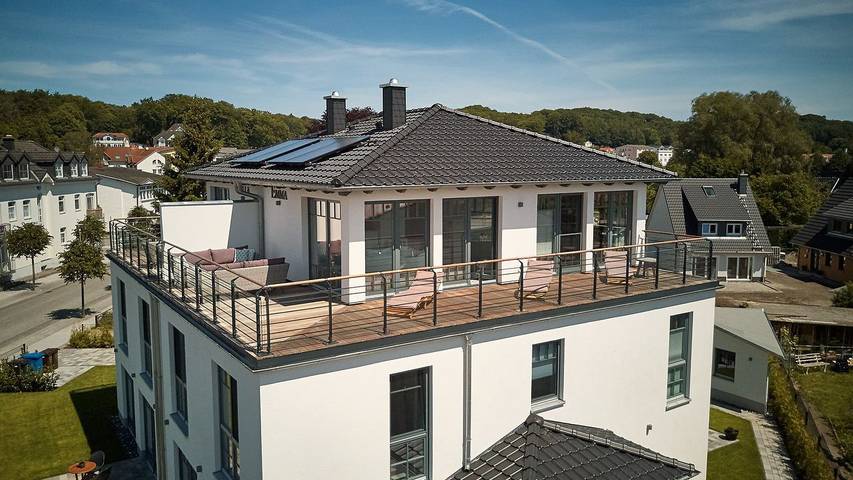 Ferienhaus für 8 Personen, mit Whirlpool und Balkon sowie Sauna in Sellin - 2
