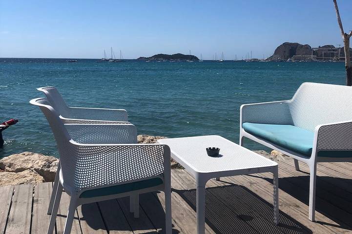 Appartement de vacances pour 4 personnes, avec jardin et terrasse, animaux acceptés