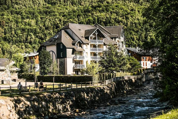 Gîte pour 6 personnes, avec piscine dans Thermes de Saint-Lary Soulan - 4