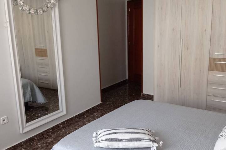 Ganze Wohnung, Holiday apartment located halfway between Dinopolis And Albarracin in Cella, Teruel und Umgebung