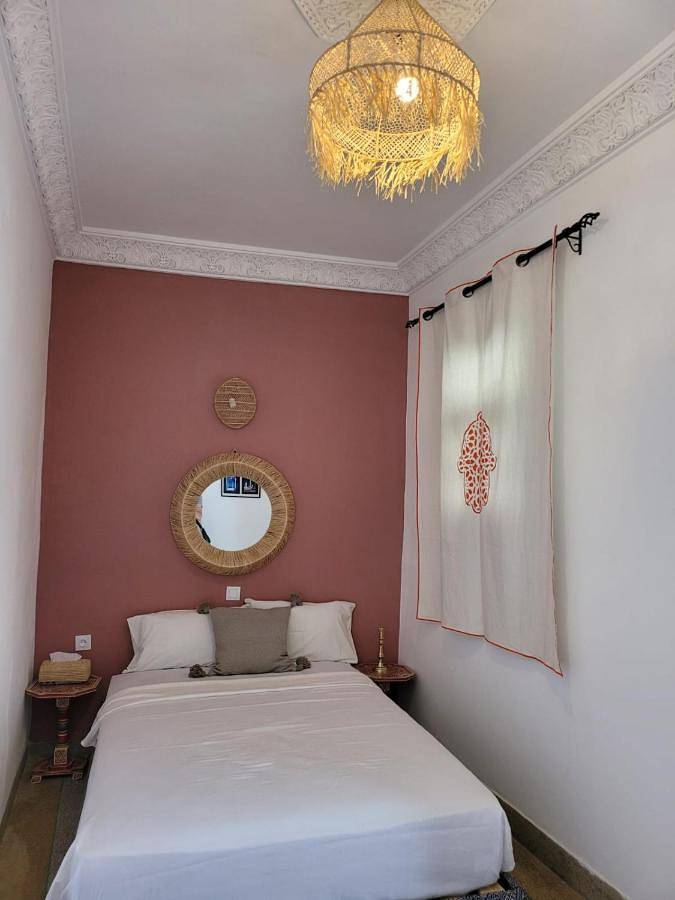 Chambre d’hôte pour 3 personnes, avec terrasse dans Palais de la Bahia - 2