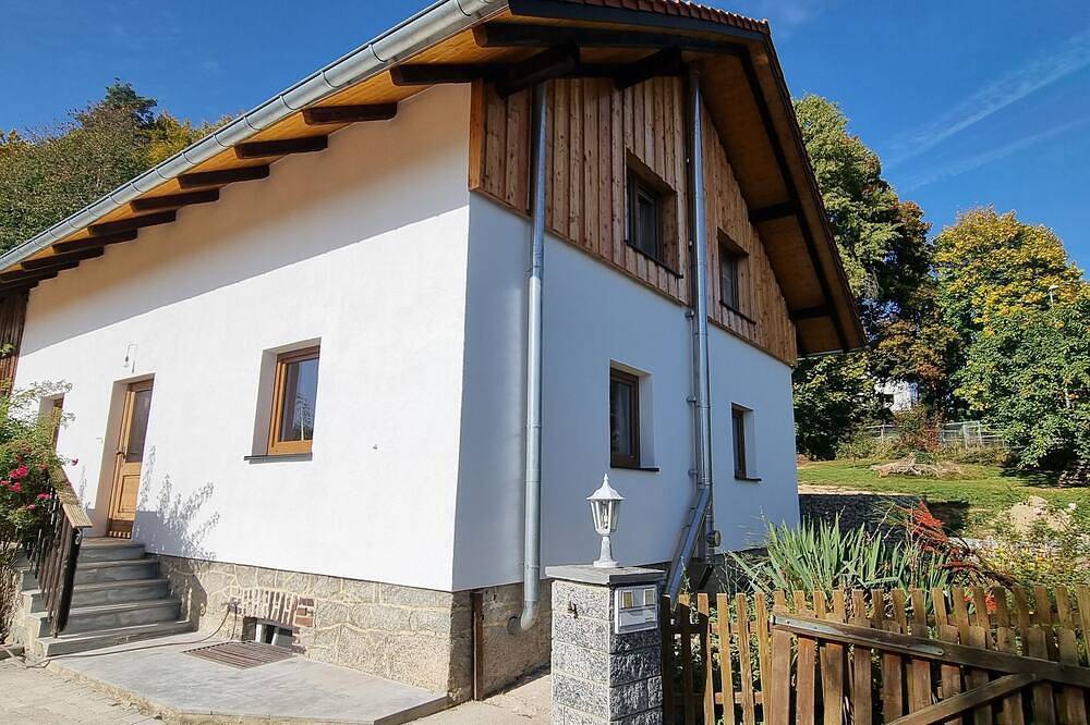 Time Out Moments Haus mit eigener Sauna im Nationalpark Bayrischer Wald in Haus im Wald, Grafenau