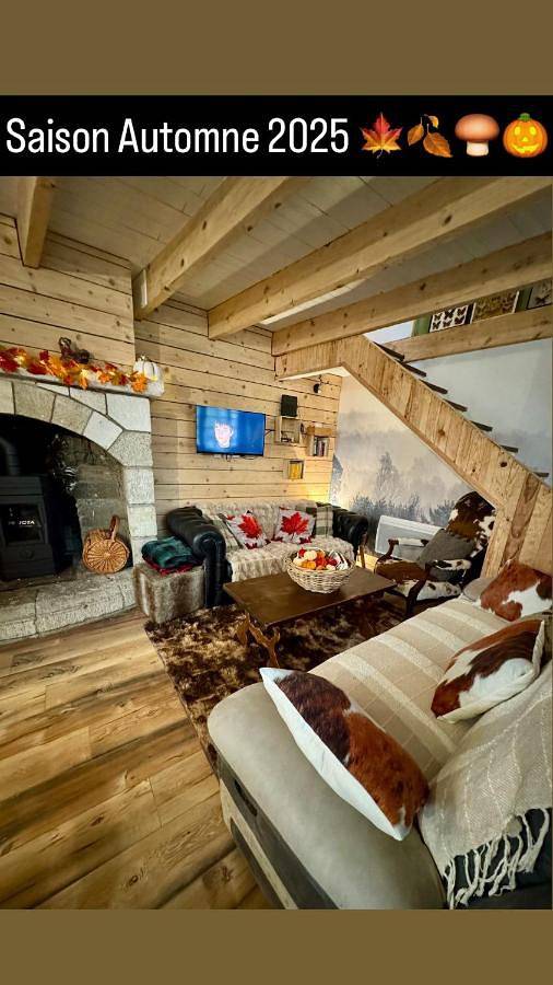 Location de vacances pour 8 personnes, animaux acceptés dans Saint-Geniès-de-Varensal