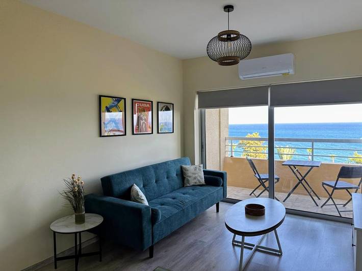 Ferienwohnung für 3 Personen, mit Ausblick und Balkon in Limassol