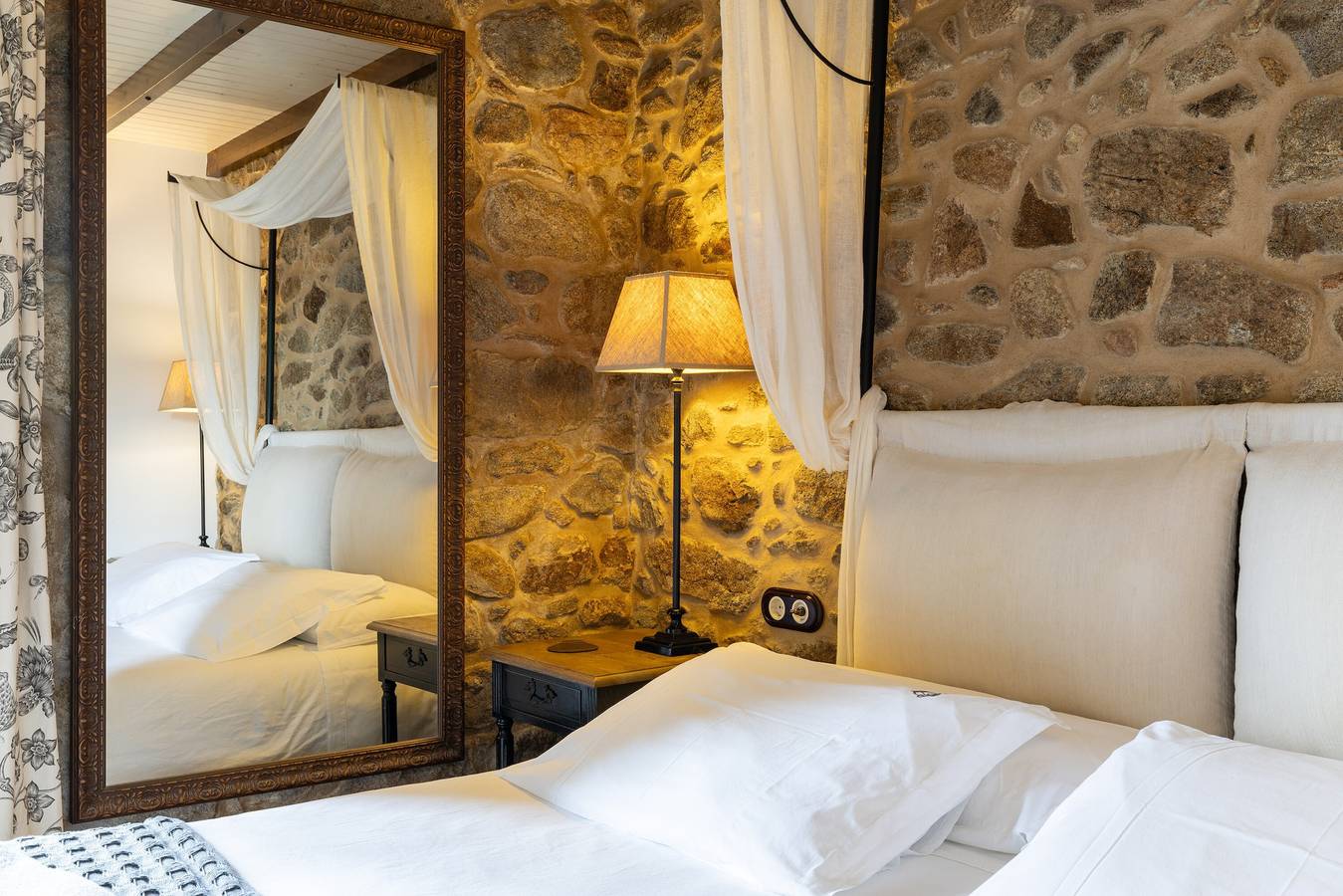 Alojamiento y desayuno "Alca" con jardín privado y Wi-Fi in Camariñas, Costa da Morte