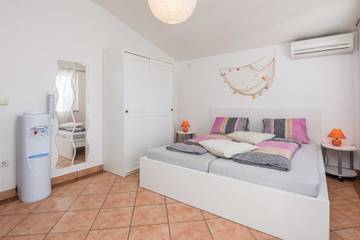 Vakantiewoning voor 3 Personen in Dalmatische eilanden, Vir, Afbeelding 3