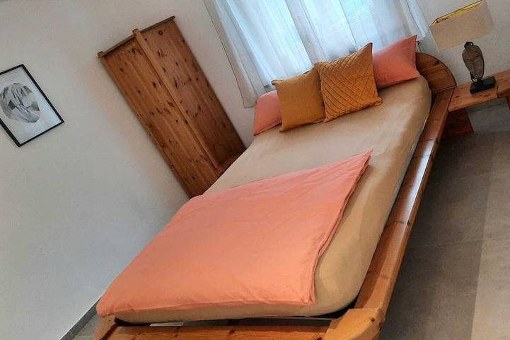 Ferienwohnung für 2 Personen, mit Garten und Whirlpool in Siegen
