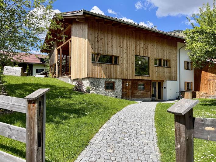 Ferienwohnung für 6 Personen, mit Ausblick und Garten, kinderfreundlich in Bach - 3