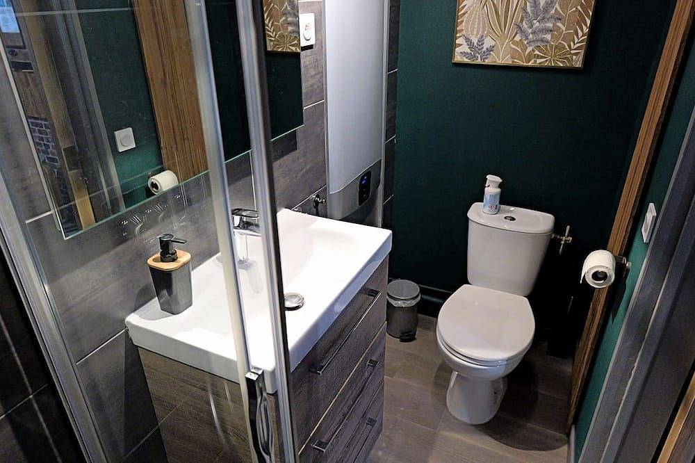 Entire apartment, Geographically very well located between the Zenith, the exhibition center and the center of Rouen in Rouen, Rouen region