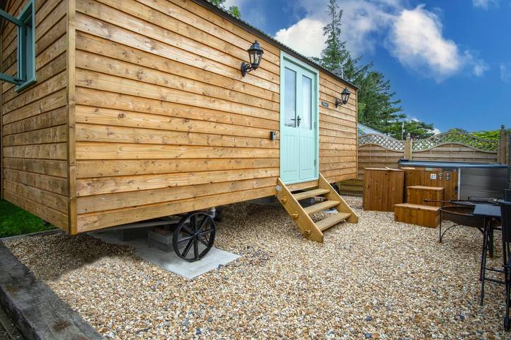 Cottage für 2 Personen, mit Whirlpool und Terrasse - 1