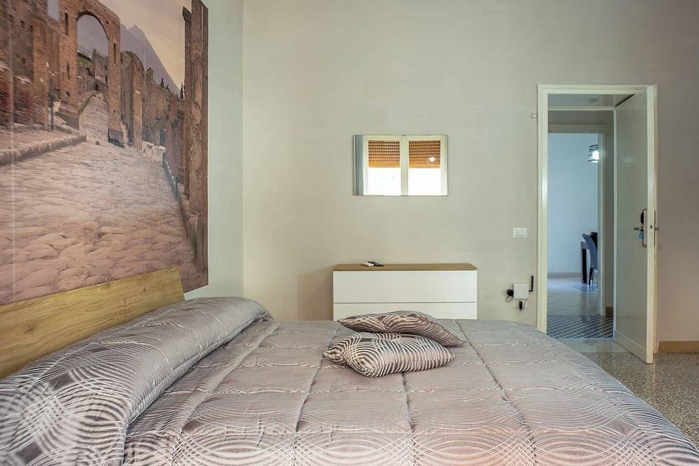 Apartment Enea Centralissimo Rinnovato, Vicinissimo Alla Stazione e Attrazioni in Pompei, Parc national du Vésuve