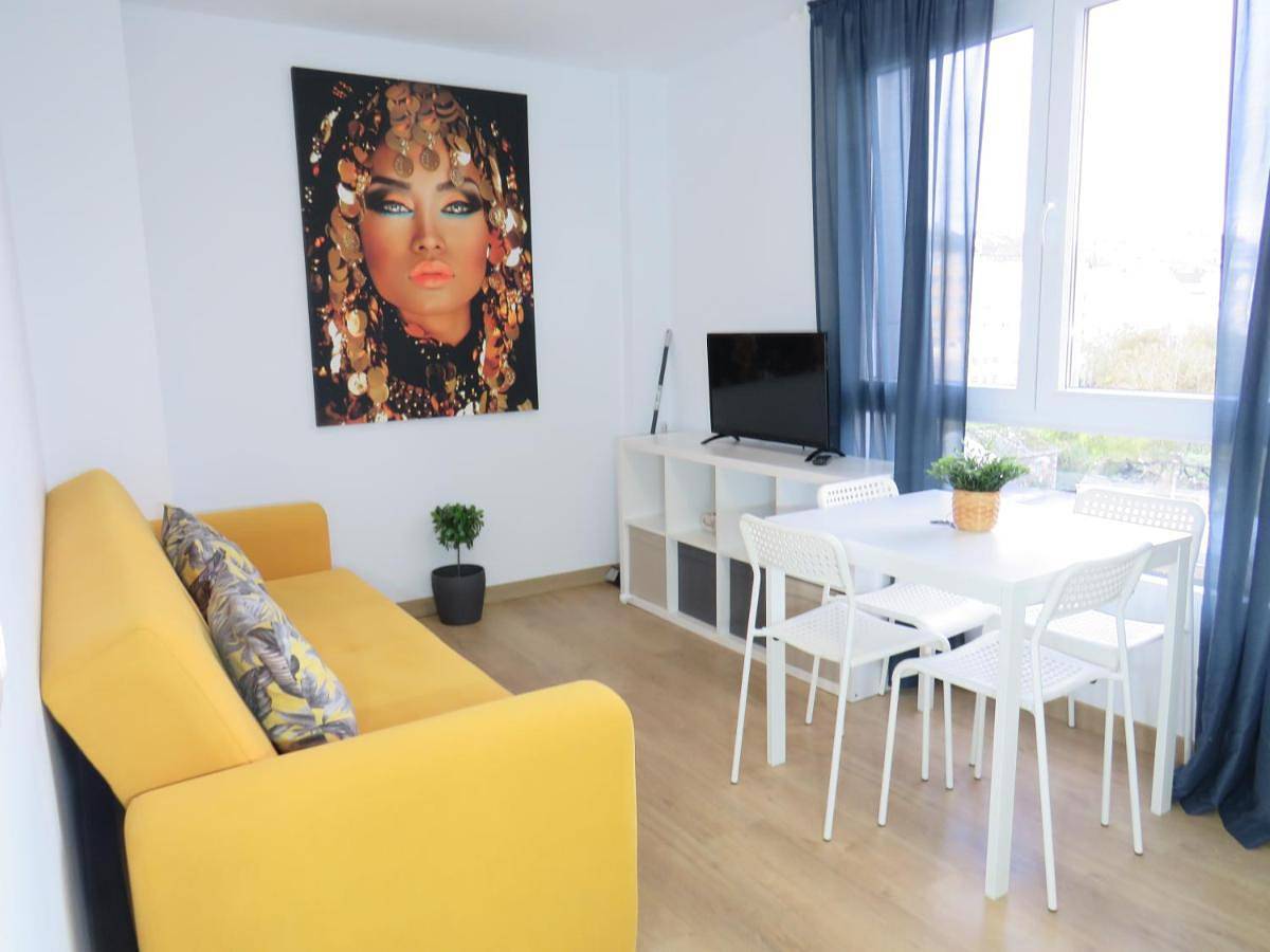 Apartamento entero, One-Bedroom Standard Apartment in Lugo, Provincia de Lugo