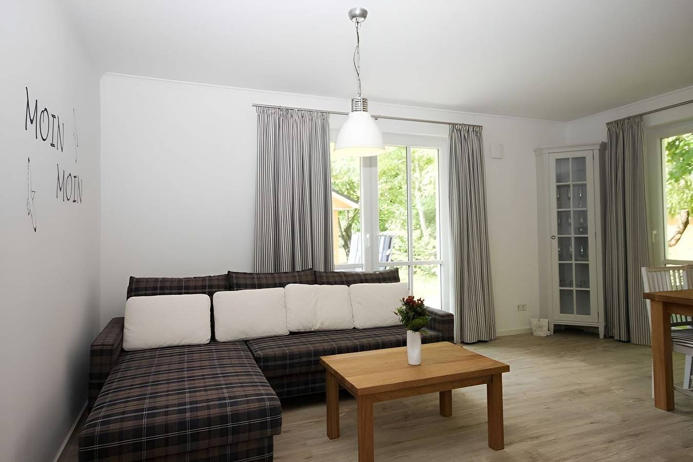 Entire apartment, Modern apartment with terrace, garden view and Wi-Fi near the beach in Nienhagen in Nienhagen, Rostock and Surroundings