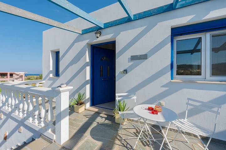 Villa für 6 Personen, mit Balkon und Pool sowie Garten - 1