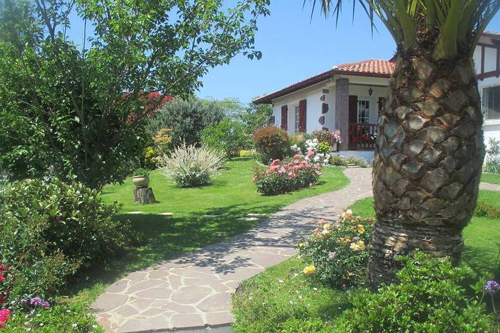 Appartement de vacances pour 4 personnes, avec Terrasse et Jardin à Ustaritz