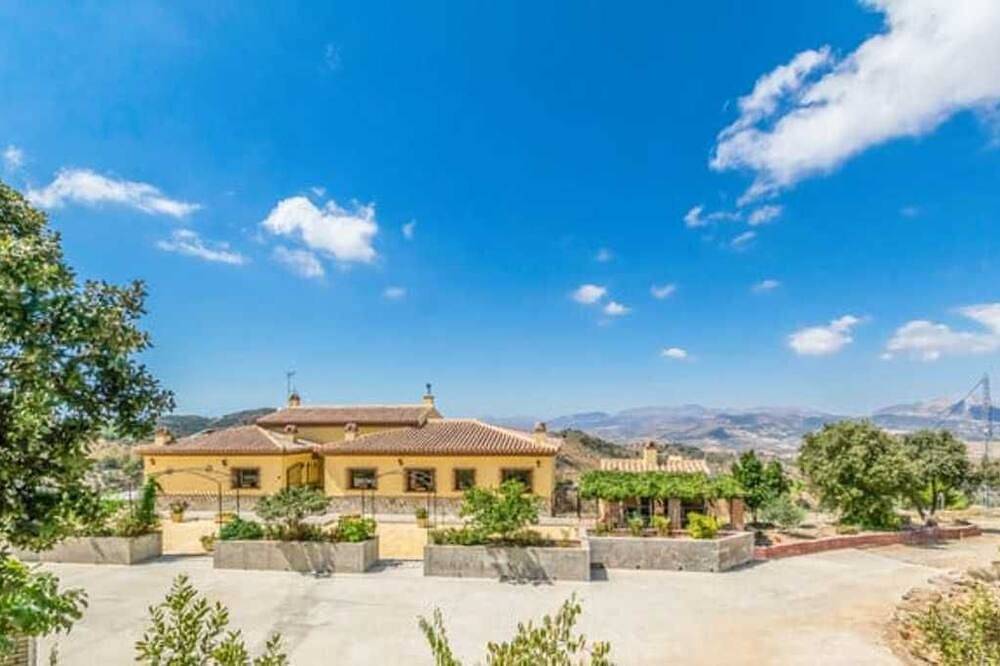 Casa con Wifi e impresionantes vistas en Casabermeja in Casabermeja, Provincia de Málaga