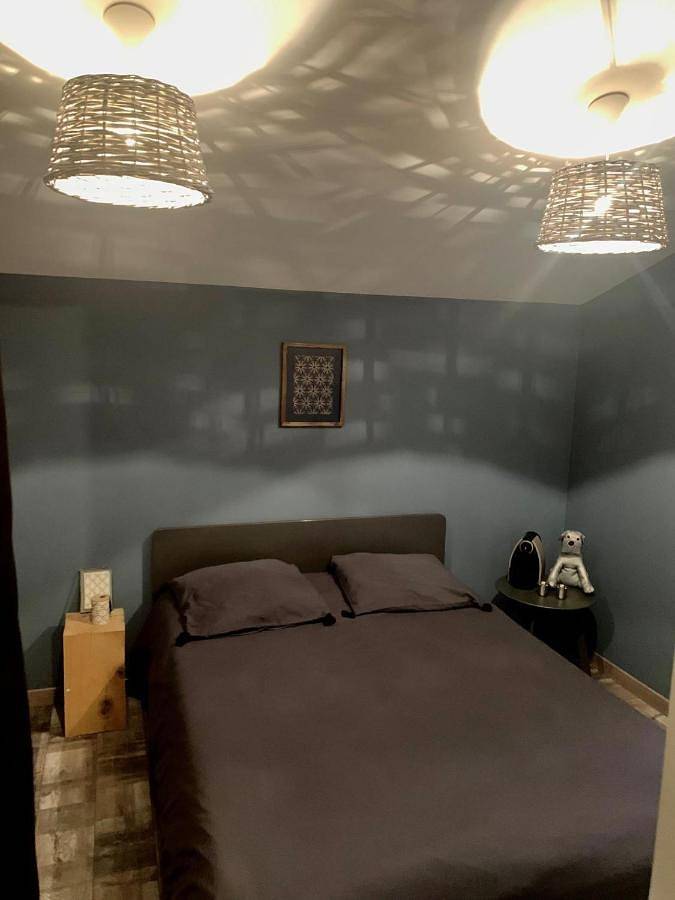 Double Room with Private Bathroom in Le Teich, Région d'Arcachon