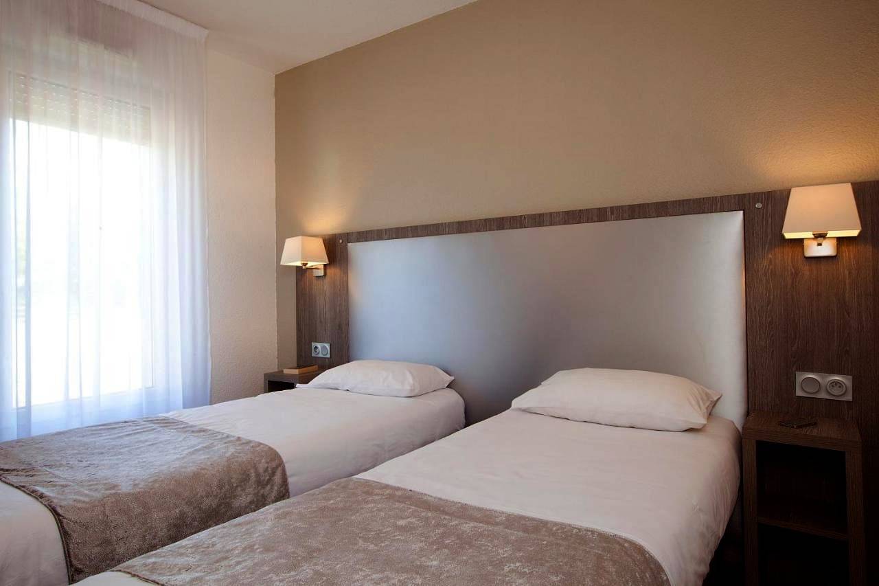 Séjours & Affaires Reims Clairmarais in Reims, Marne