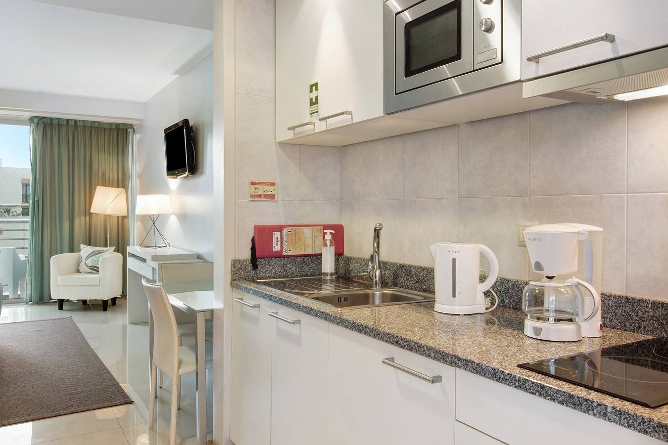 Appartement 'Dfm Happy Days E - Funchal' met Balkon, Wi-Fi en Airconditioning, foto 9