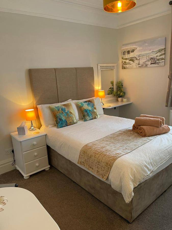 Bed and breakfast for 2 people in Swanage