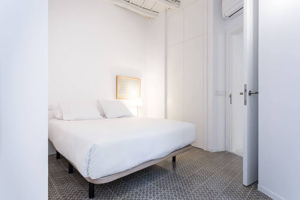 Ganze Wohnung, Central apartment for 3 with a terrace in Casco Antiguo, Sevilla