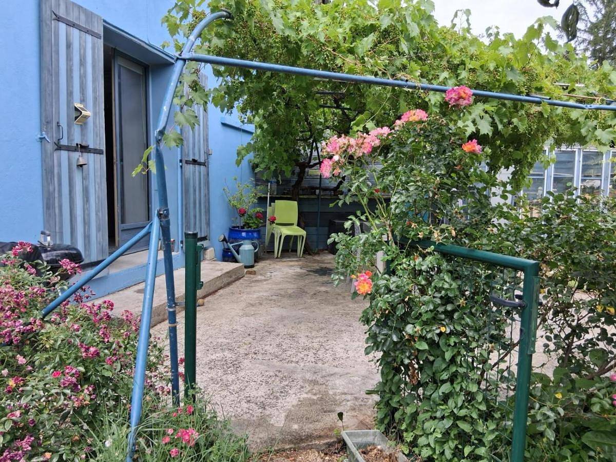 Appartement de vacances entier, Quadruple Room with Private Bathroom in Tournon-sur-Rhône, Région de Tournon-sur-Rhône