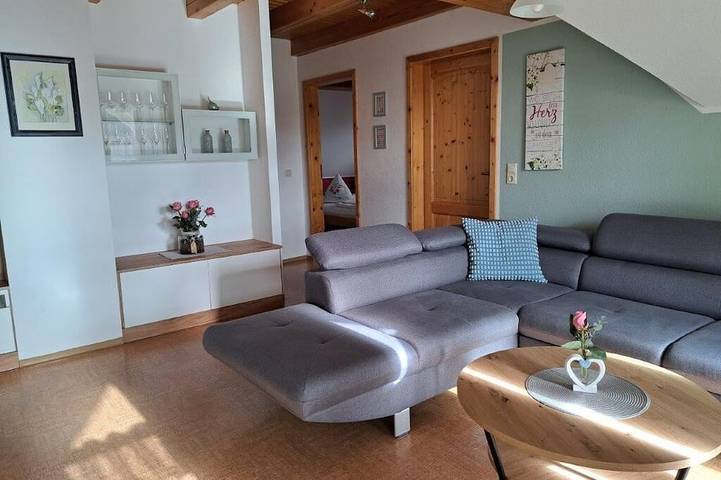 Ferienwohnung für 4 Personen, mit Balkon und Garten