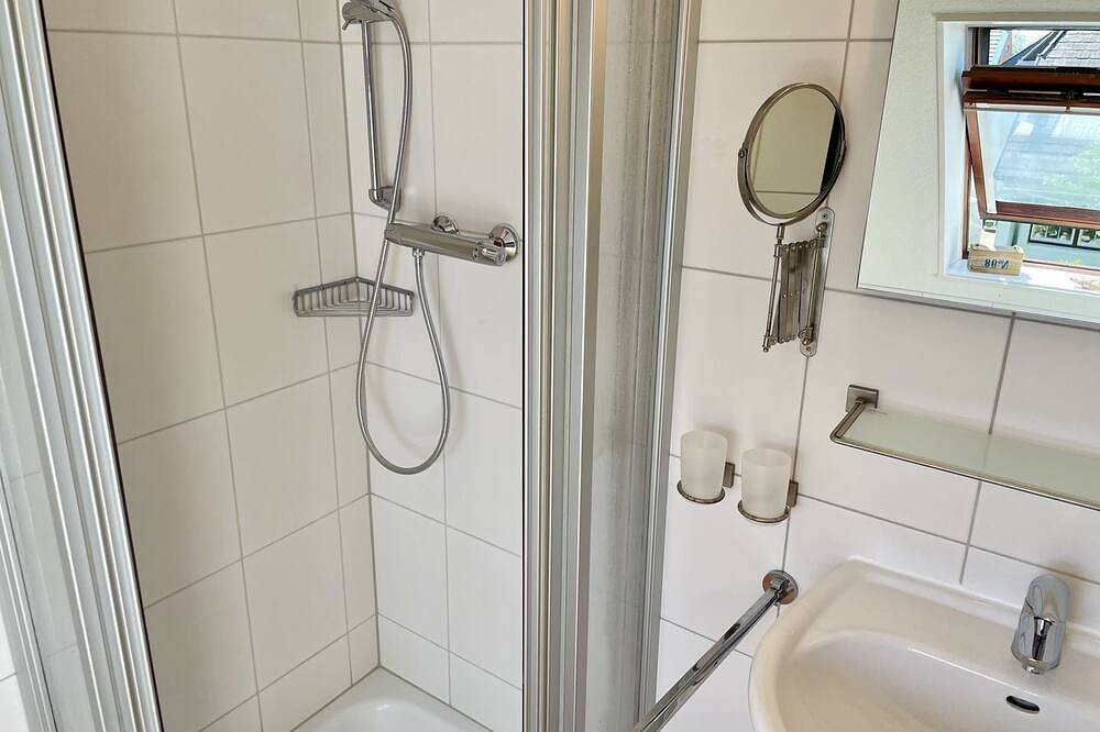 Ganze Wohnung, Andersen Og - Gemütliche 3-Zimmer Wohnung in Westerland für 4 Pers., Wlan, in Westerland, Sylt (Gemeinde)