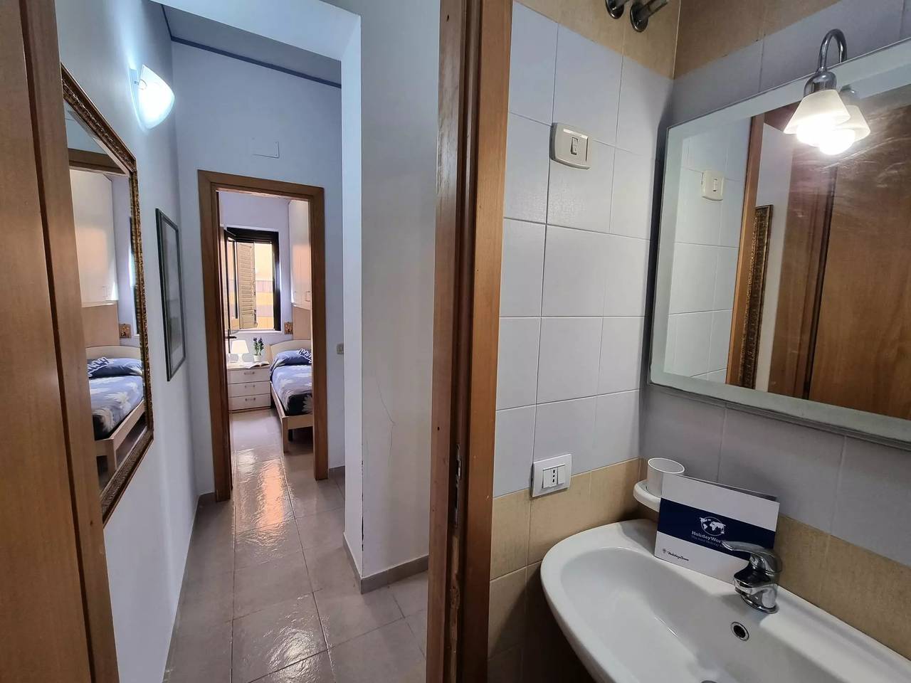 Apartamento entero, 5 estancias 5 Personas in Campofelice di Roccella, Provincia de Palermo
