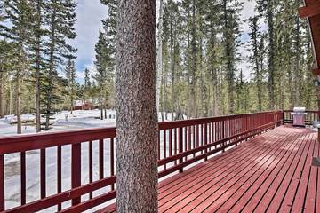 Log Cabin for 13 Guests in Angel Fire, Colfax County, Picture 2