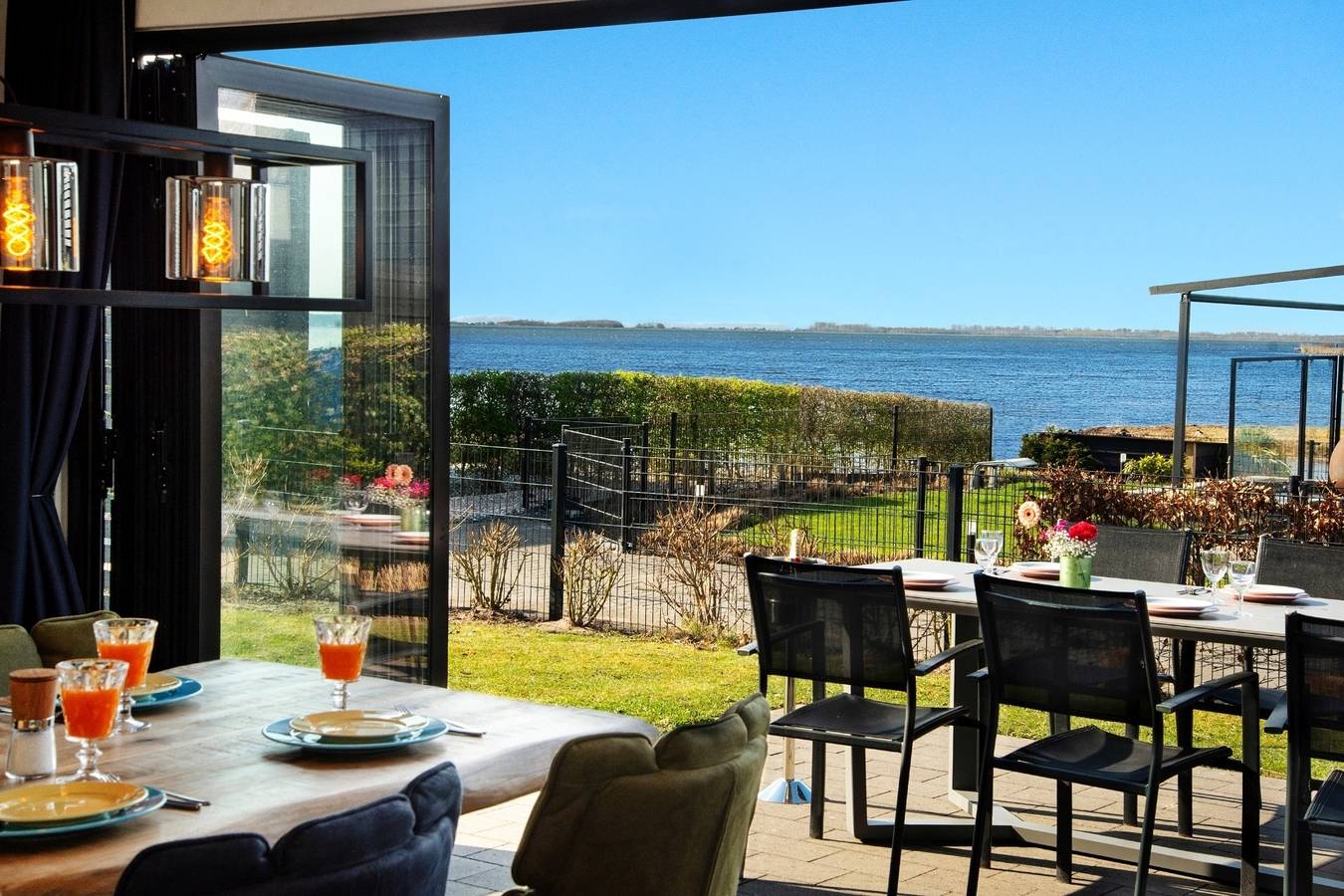 Royale Cube mit Dachterrasse. Meerblick und Strand in Veluwe