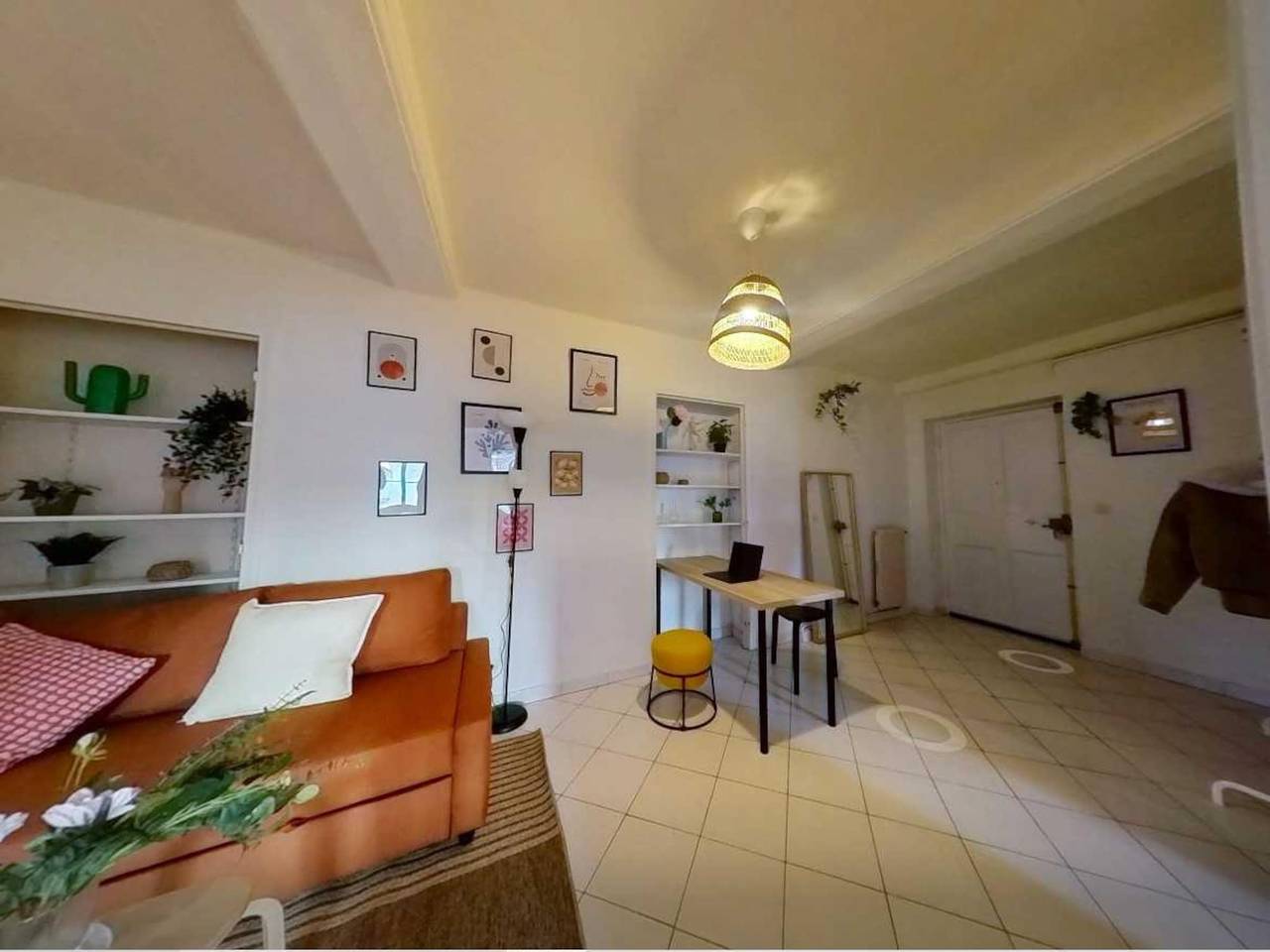 Ganze Wohnung, Gemütliches Zimmer in einer freundlichen Wohngemeinschaft – Lyon 8. in Lyon, Lyon und Umgebung