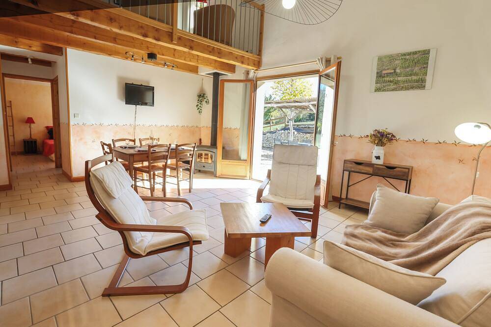 Pretty country gîte for 2-5 people, close to the Drôme and Ardèche mountains in Grane, Die und Umgebung