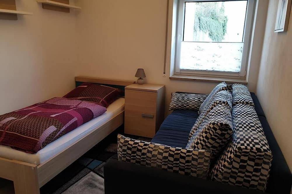 Ganze Wohnung, Ferienwohnung mit 2 Schlafzimmer und Terrasse in Beilngries, Altmühltal