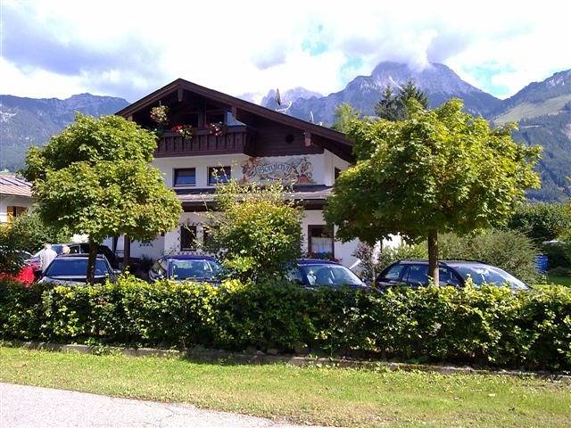 Ganze Ferienwohnung, Alpenpension Bergidyll - Wohnung für 2 bis 6 Pers., 100 qm, zwei sep. Schlafzimmer, Terrasse mit Bergblick in Schönau am Königssee, Berchtesgadener Alpen
