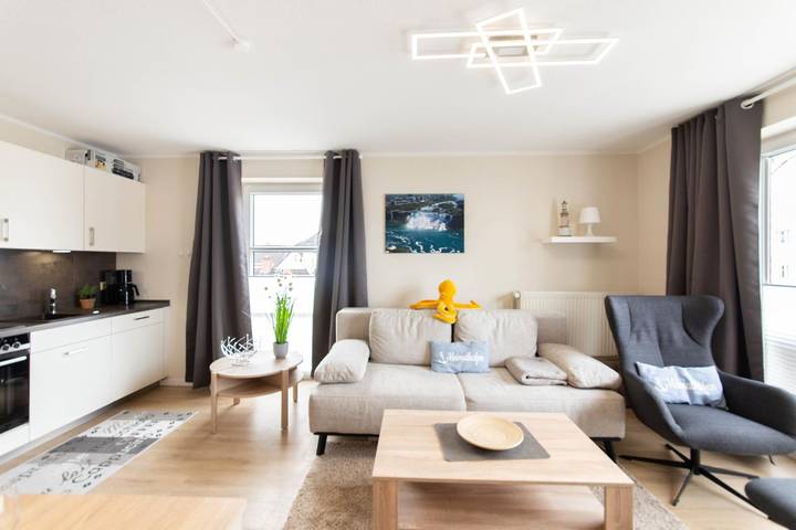 Ferienwohnung für 4 Personen, mit Meerblick und Balkon in Themenstrände Scharbeutz, Südliche Ostseeküste