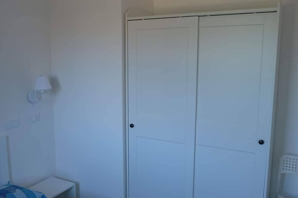 Appartamento intero, Appartamento al Villaggio di Calarossa - trilocale per 4 persone pet friendly in La Marinedda, Trinità d'Agultu e Vignola