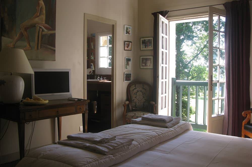Typical basque house on 65.000 sq ft Outstanding view Heated pool Climatisation in Ascain, Bayonne region