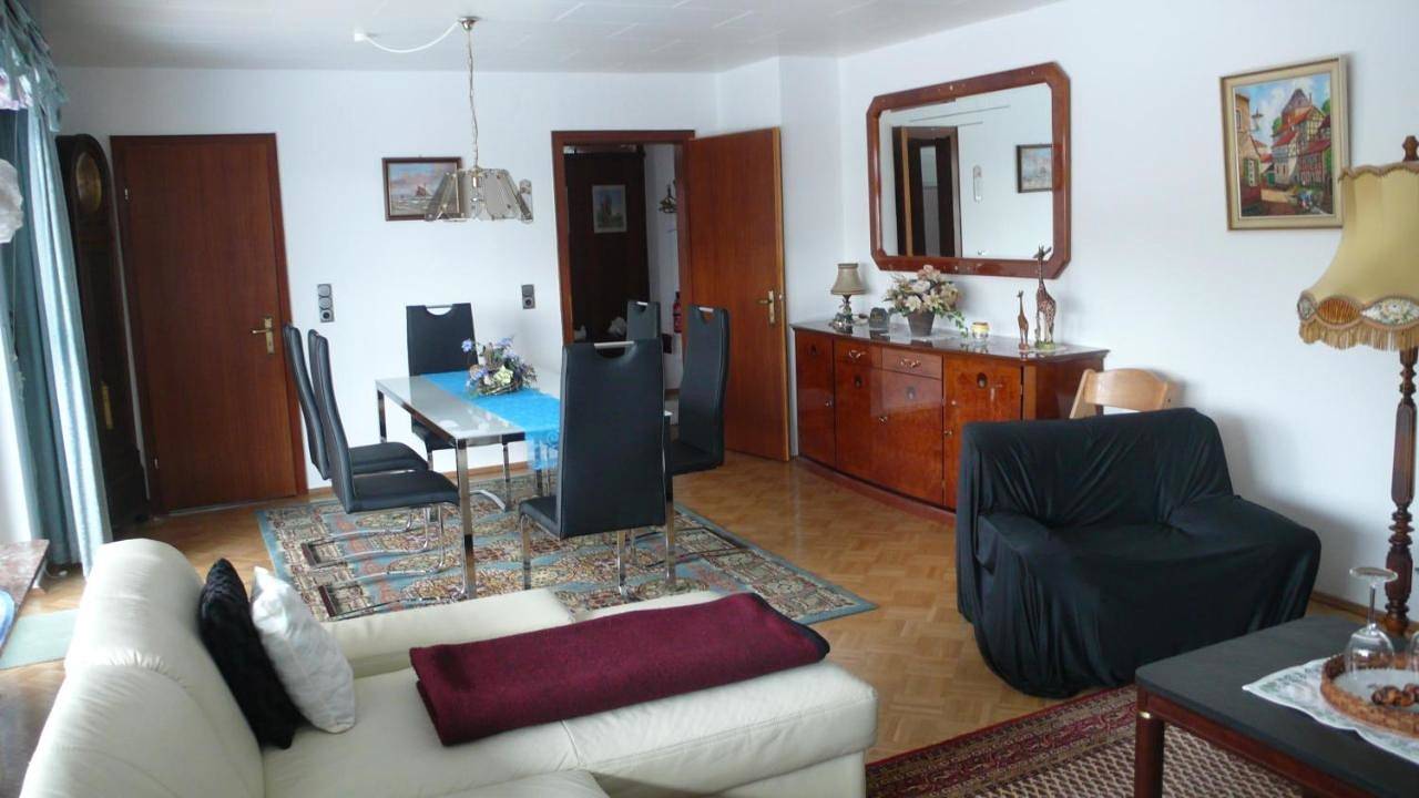 Ganze Wohnung, Two-Bedroom Apartment in Dillenburg, Naturpark Lahn-Dill-Bergland