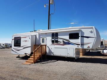 Camping for 2 Guests in Arches National Park, Utah, Picture 3