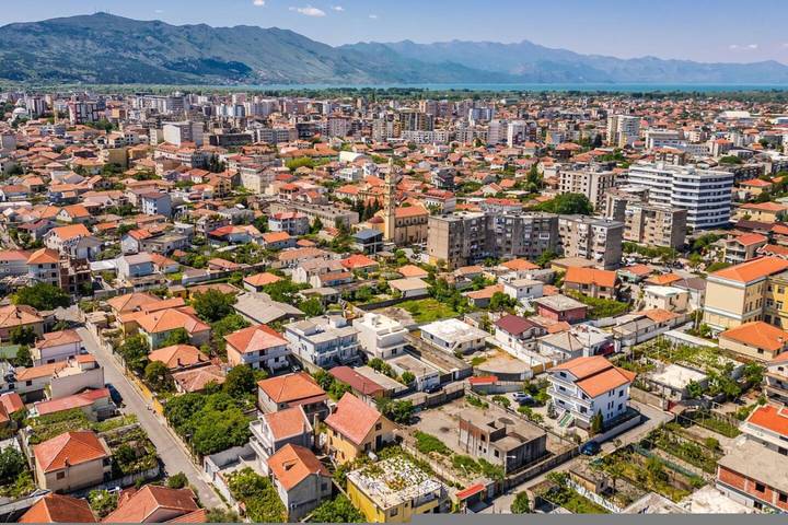 Ferienhaus für 8 Personen, mit Garten und Balkon in Albanien - 4
