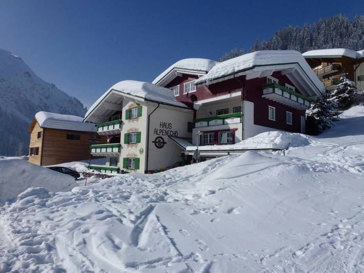 Maison d’hôte pour 6 personnes, avec jardin ainsi que vue et sauna à Mittelberg - 2