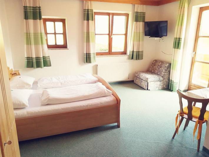 Hütte für 3 Personen, mit Garten und Balkon, kinderfreundlich im Salzburger Land - 4