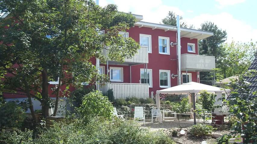 Ferienhaus für 2 Personen, mit Garten in Zislow