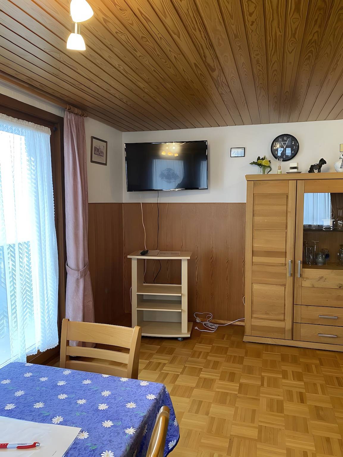 Ganze Wohnung, Ferienwohnung 'Wernet' mit Bergblick, Privatem Garten und Wi-Fi in Schönwald, Südschwarzwald